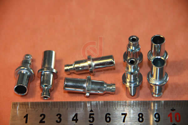 13-32封口 电摩后刹线