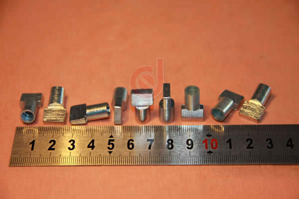 12-20软轴车接头